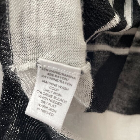 Ann Taylor Loft Womens Black Striped Pullover Sweater Thin Knit Size L - Picture 9 of 9